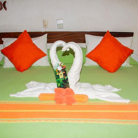 Hotel La Cabana Puerto Ángel Exteriör bild