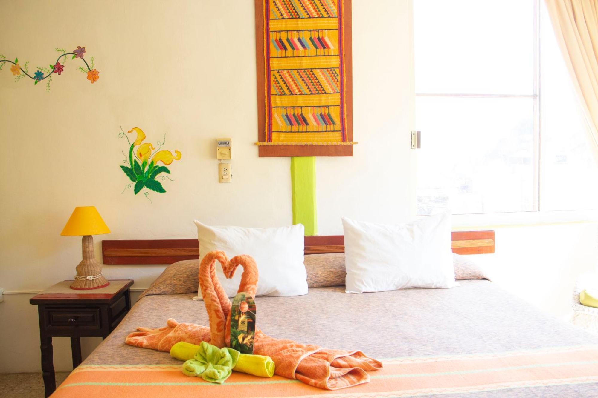 Hotel La Cabana Puerto Ángel Exteriör bild